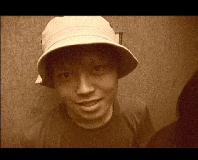 008um-1.webp