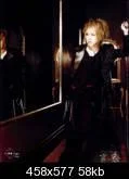 046zy0th-1.webp