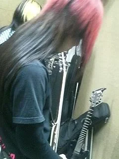 060329_13040001-1.webp