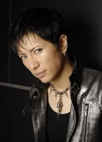 071002_gackt_sub1-1.webp