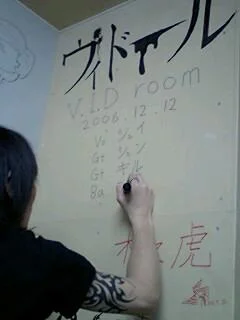 10028605tq3-1.webp