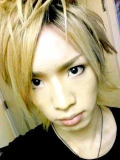10030581006me6-1.webp