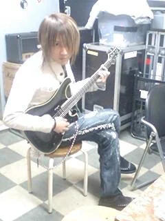 10033907ah6-1.webp