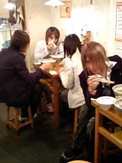 10034456jd8-1.webp