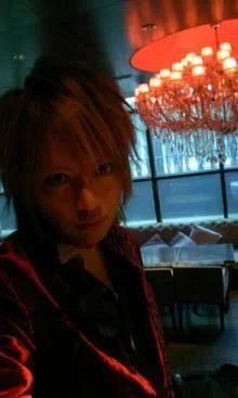 10101446454_s-1.webp