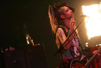 130200709050301ek0-1.webp