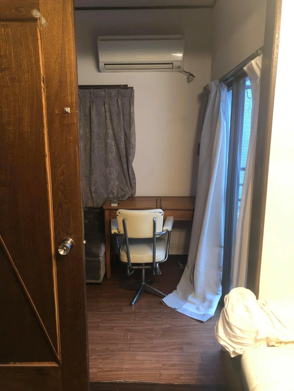 1st Floor Western Room 2 (1).webp