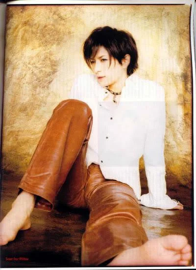 2000fk-1.webp