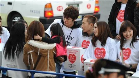 20110331_GACKT_syh10-1.webp