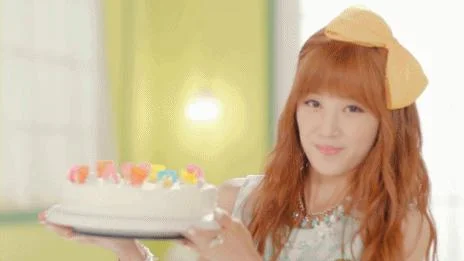 25243292gif-1.webp