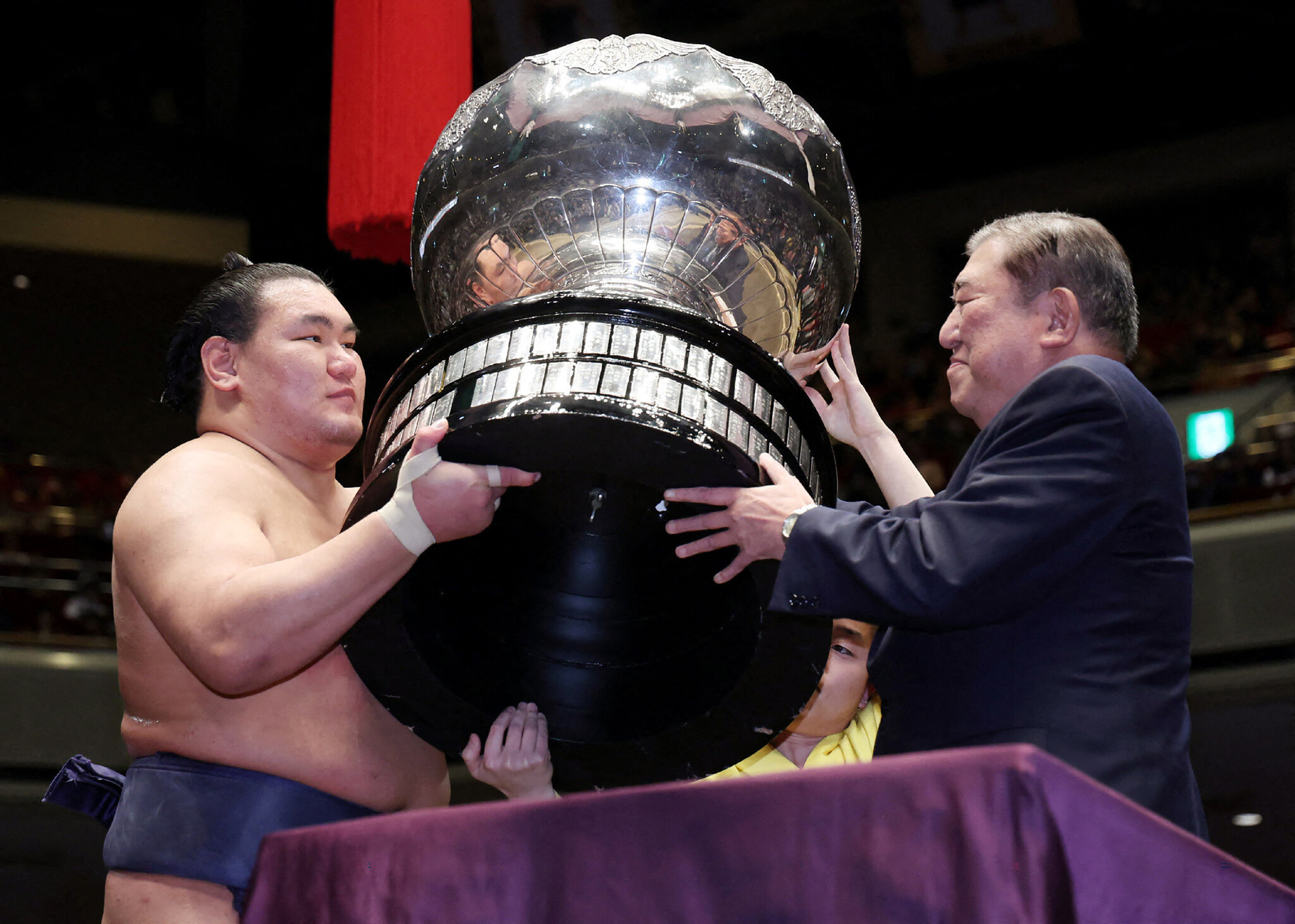 25int-japan-gender-02-cwbl-superJumbo.jpg