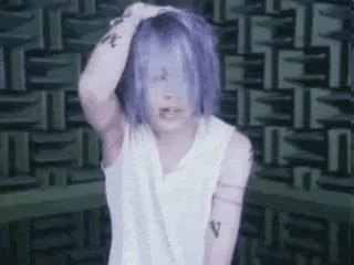 37gif-1.webp