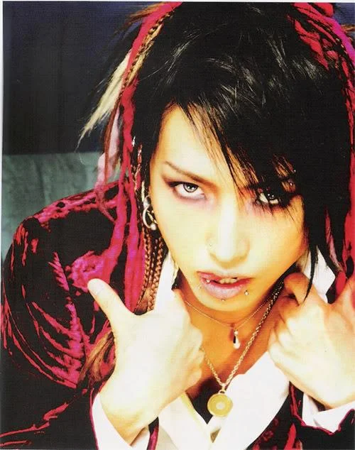 8df090ff-1.webp
