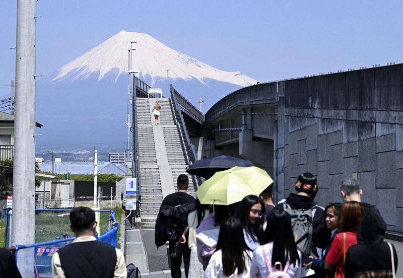 The Instagram herd at Mt. Fuji Dream Bridge