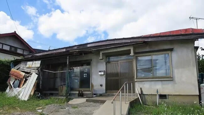 abandonded-house-aomori.jpg