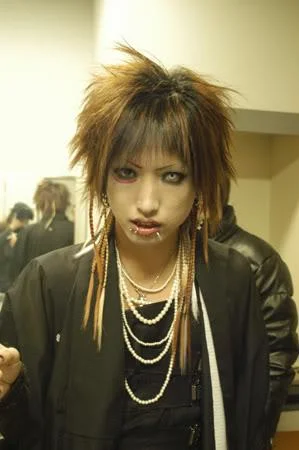 Aki-1.webp