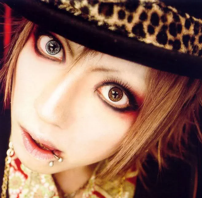 alice91-1.webp