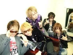 alice9randombh5-1.webp