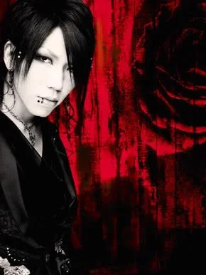 aoi009-1.webp