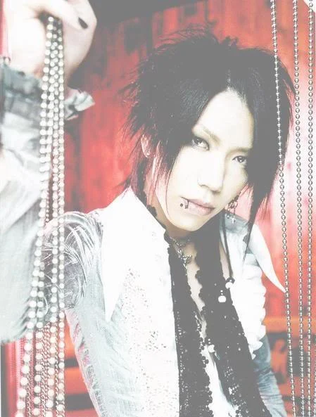 aoi44-1.webp