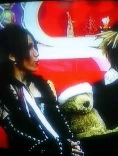 aoi90-1.webp