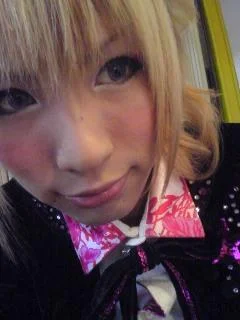 ayabiey739773876777092arm5-1.webp