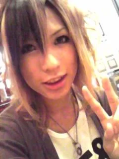 ayabiey739774667685535abi9-1.webp