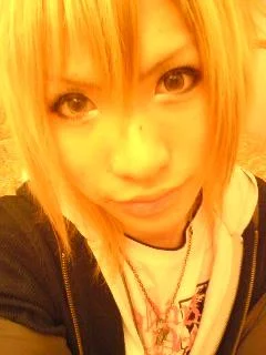 ayabiey73977526914059aaw7-1.webp
