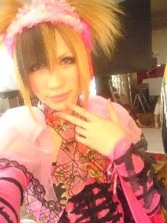ayabiey73977586762305ahn5-1.webp