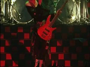 bass9wtzv8gif-1.webp