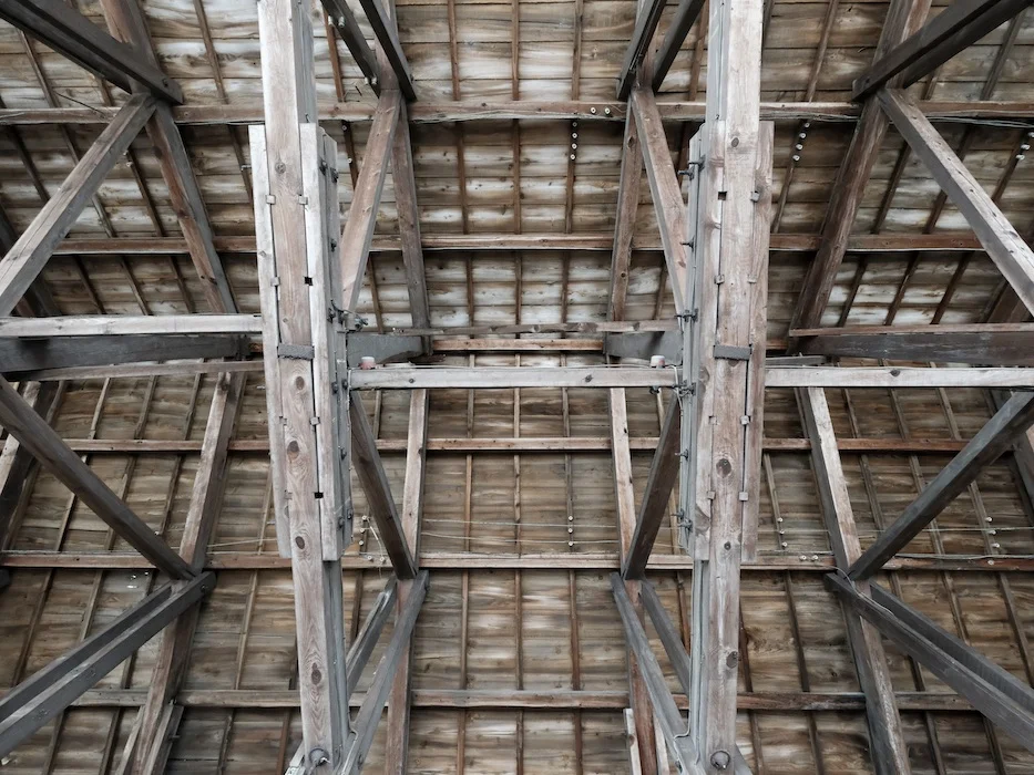 ceiling.JPG