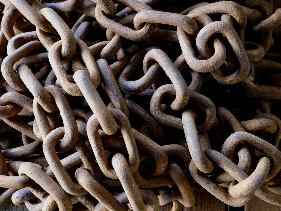 chain brown.webp