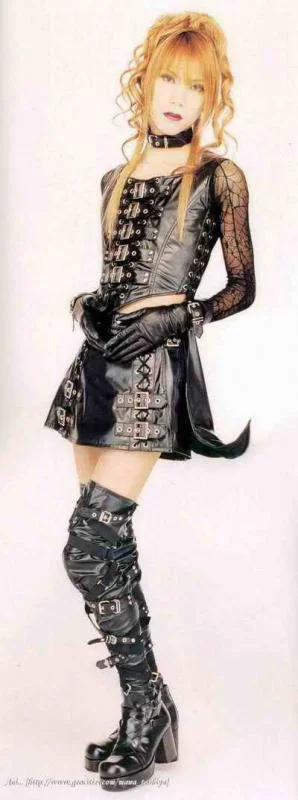 DEGshinya12crotch-1.webp