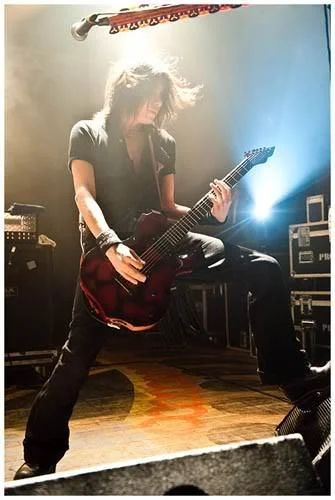 Dir_En_Grey_20090624_Stodola_s2-1.webp