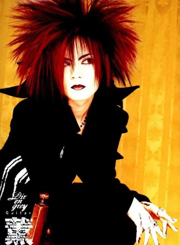Dir_en_Grey_Kaoru-1.webp