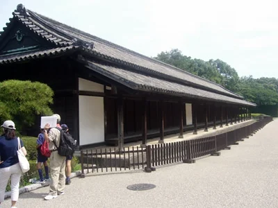Edo Castle (江戸城)