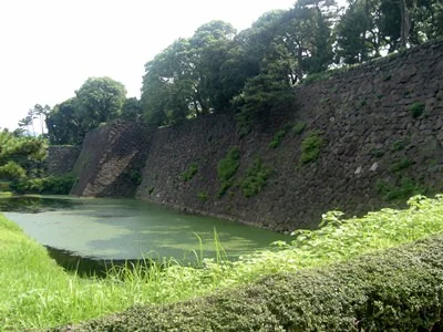 Edo Castle (江戸城)