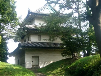Edo Castle (江戸城)