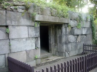 Edo Castle (江戸城)