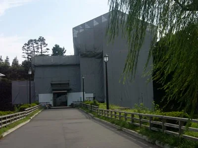 Edo Castle (江戸城)