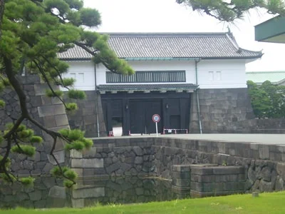 Edo Castle (江戸城)