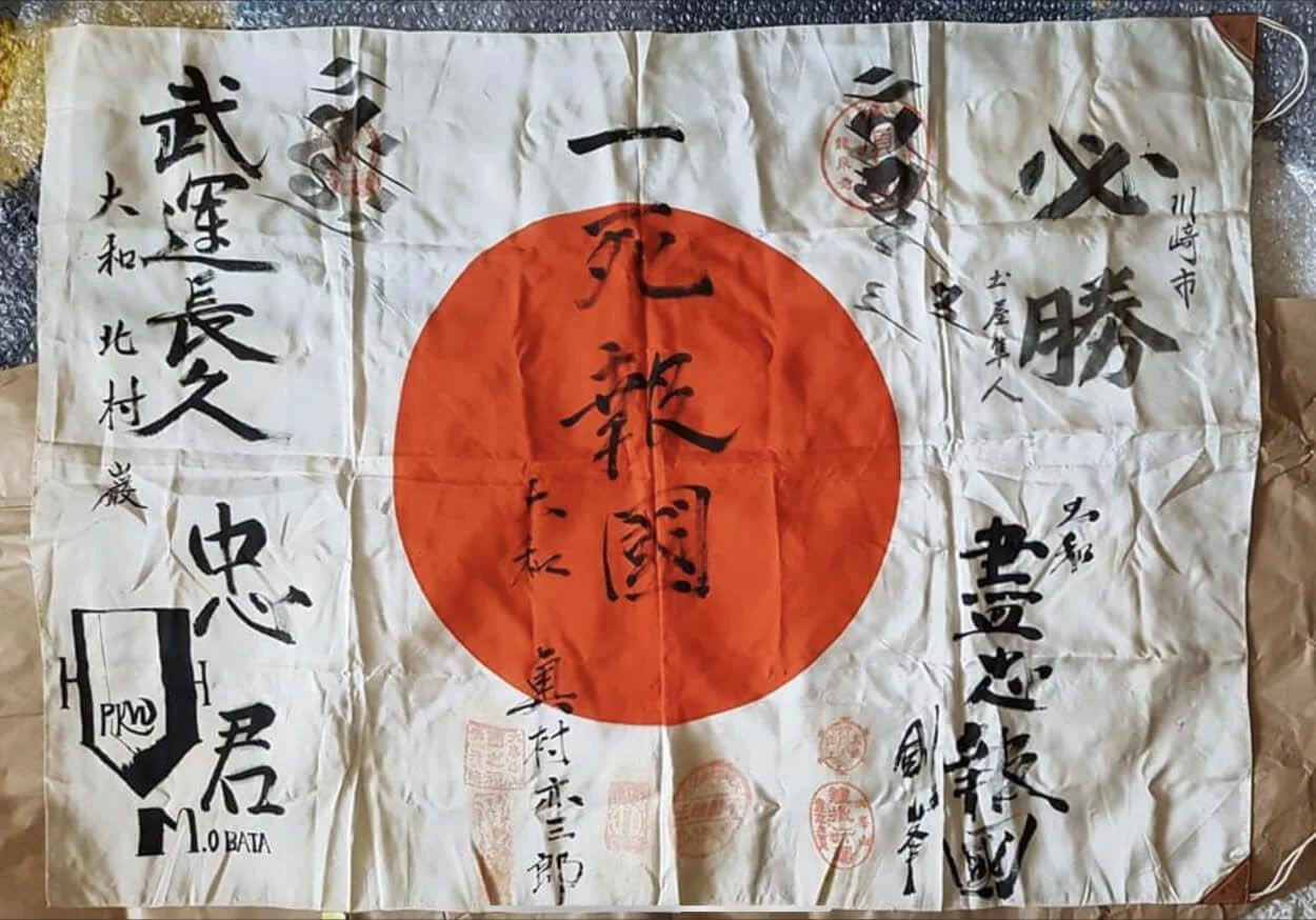 flag-04.webp