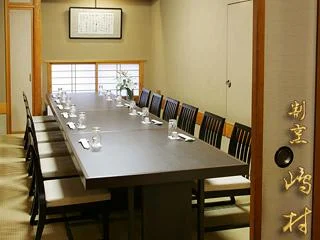 g202500v-1.jpg