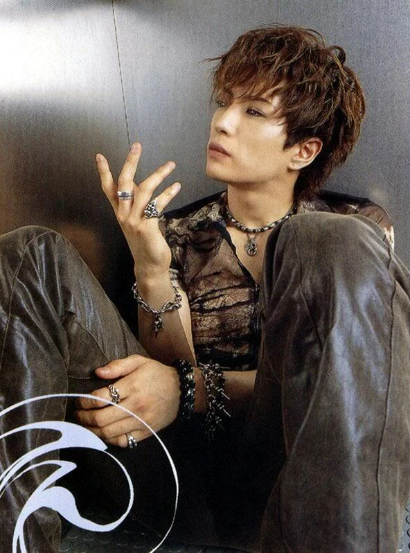 gackt006-1.webp