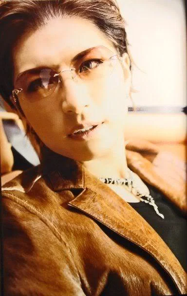 Gackt110-1.webp
