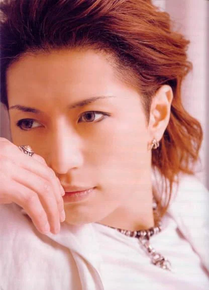 gackt14188vy-1.webp