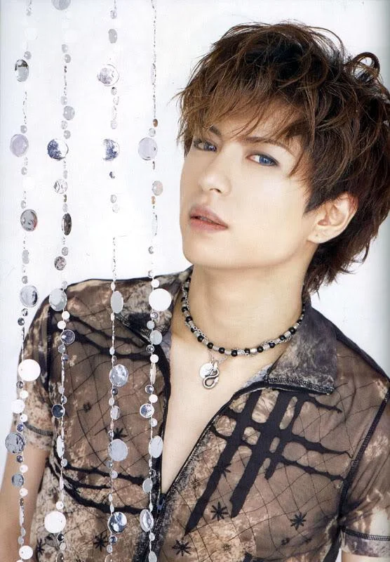 Gackt187-1.webp