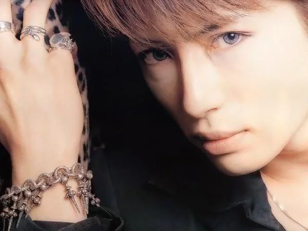 Gackt21-1.webp