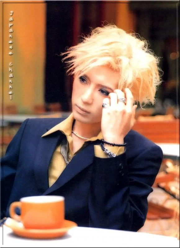 Gackt7-1.webp