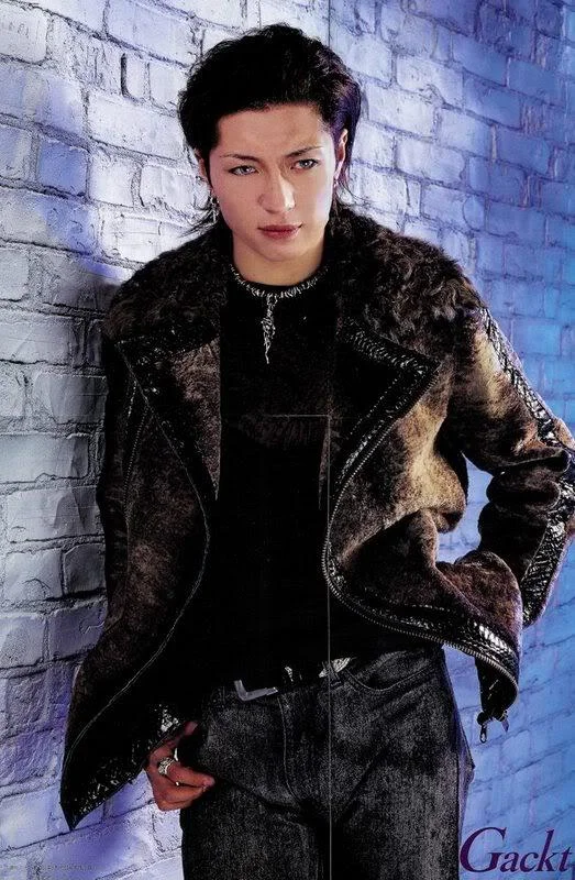 Gackt_5-1.webp